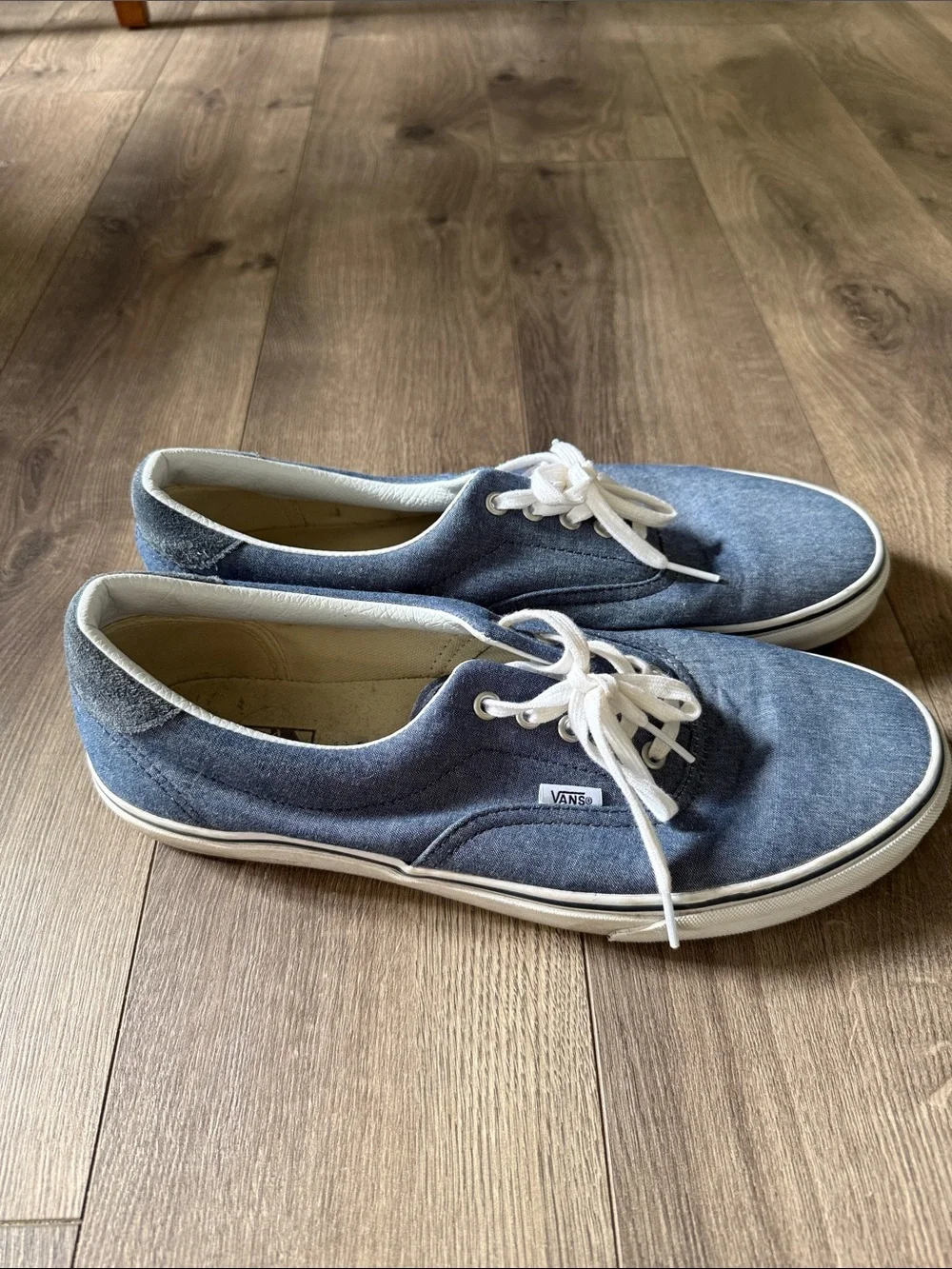 Vans Men's Blue Canvas Low-Top Sneakers with White Laces